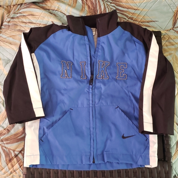 *LAST CHANCE* Kids Nike Windbreaker - Picture 1 of 4